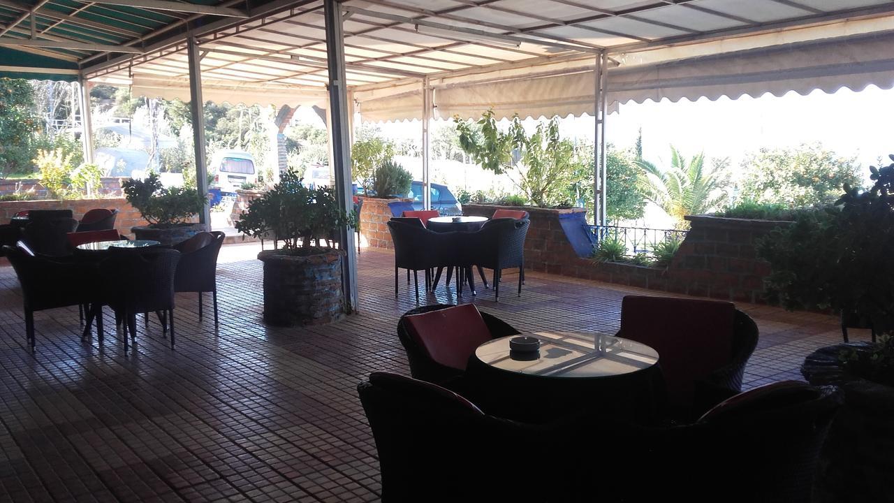 Touraghine Hotel & Cafe Szafszawan Zewnętrze zdjęcie
