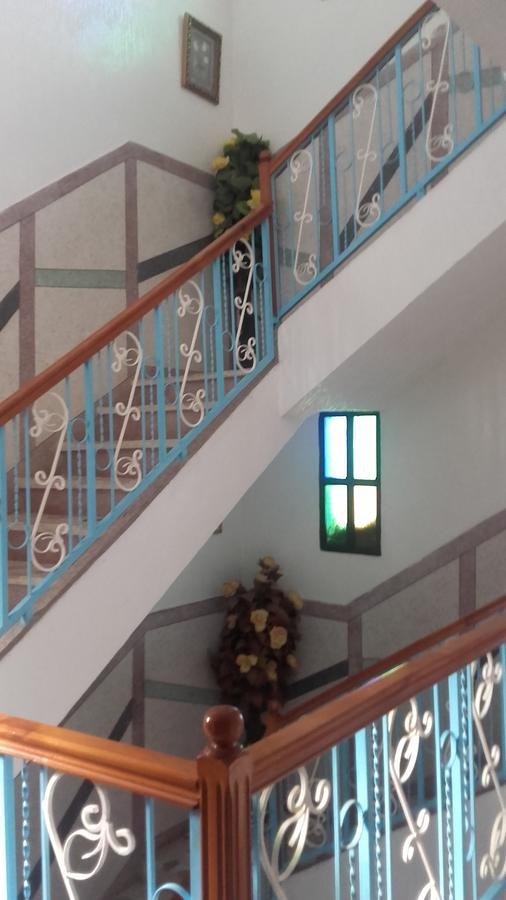 Touraghine Hotel & Cafe Szafszawan Zewnętrze zdjęcie