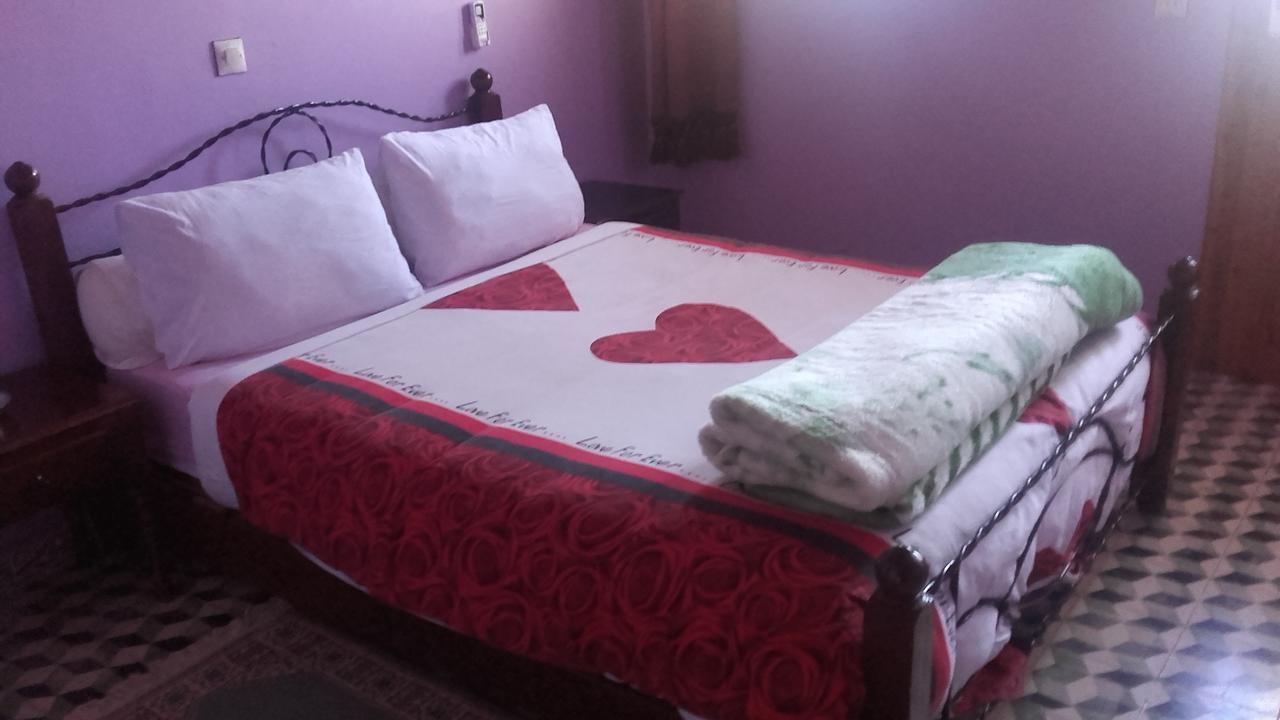 Touraghine Hotel & Cafe Szafszawan Zewnętrze zdjęcie